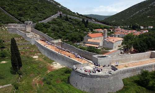 ston_mediterranean_great_wall1