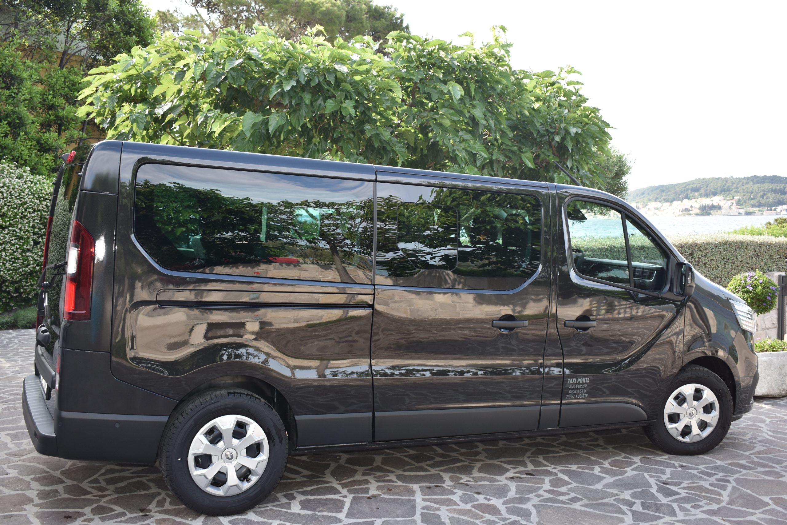 Taxi Orebić child seat offer