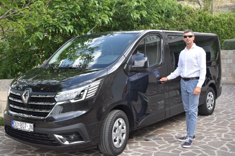 taxi orebić contact