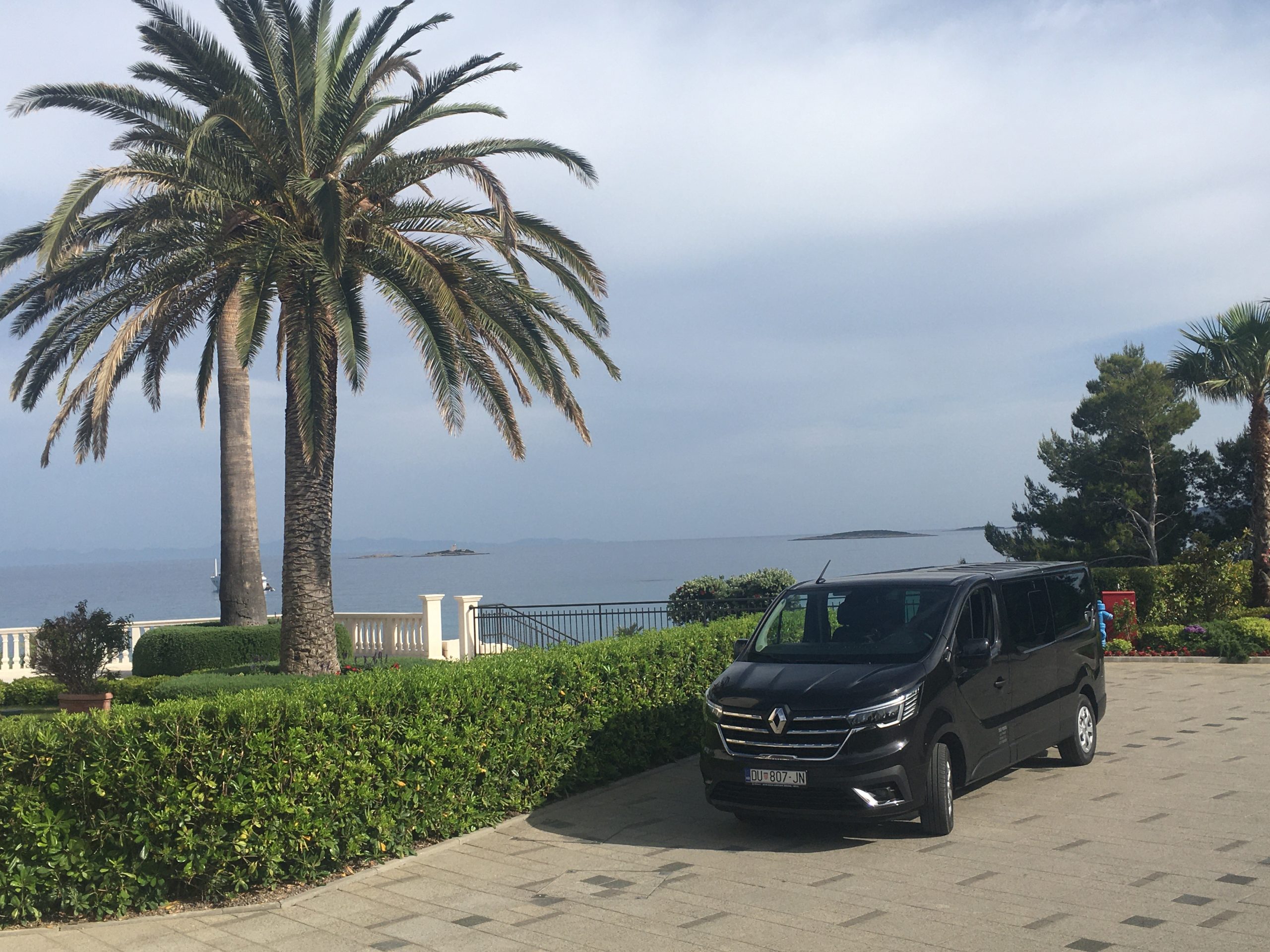 Local taxi service Orebic